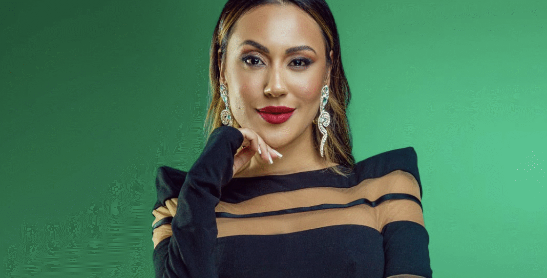 Após alcançar o top 15 do instagram Juliana Moretto lança novo single “Rostinho Novo”