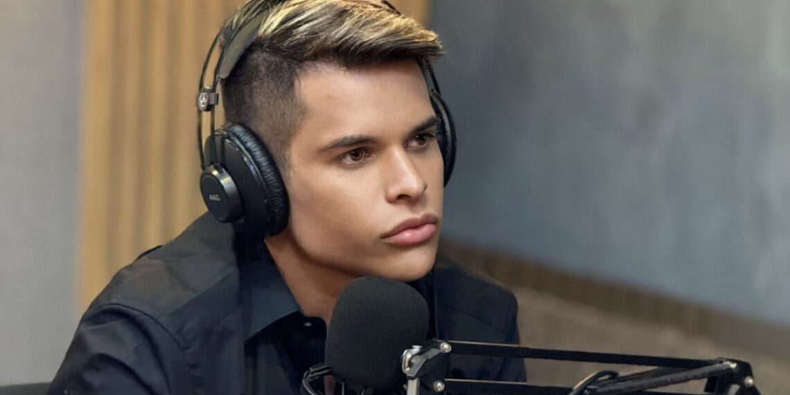 Cabeleireiro das famosas, Rômulo Lopes estreia nova atração, RL CAST