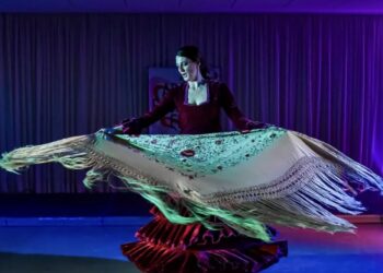 Thaís Caniati: a poesia que dança. Flamenco, uma forma de viver a vida