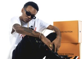 MC Erik celebra sucesso de “Qual Seu Desejo?” e aquece público para o álbum “7 Chaves”