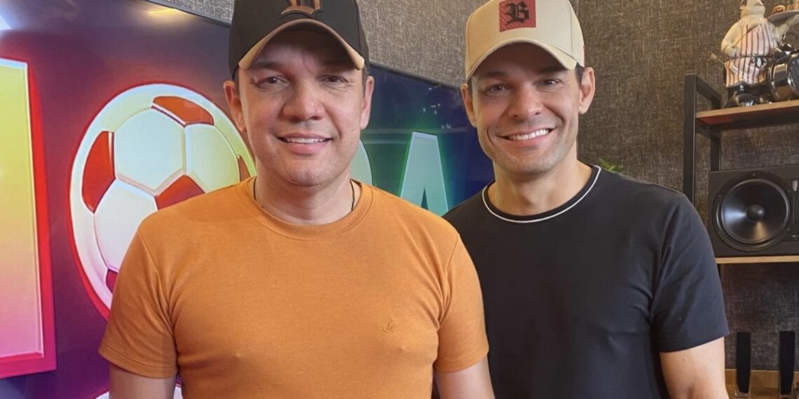 Os irmãos Leo & Júnior se apresentam e contam tudo no Hora Boras
