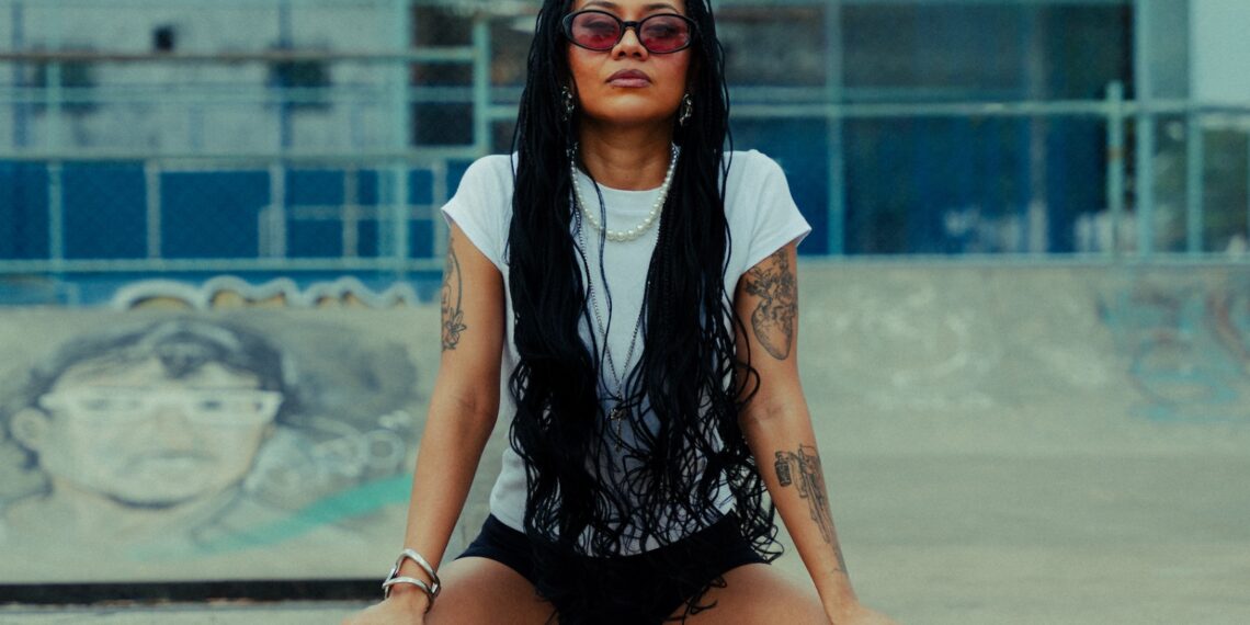 Rapper Anna Suav leva potência da mulher negra para tour no Rio de Janeiro