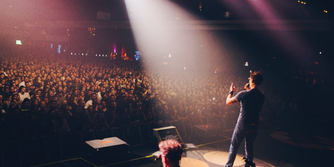 Capital Inicial une mais de 15 mil pessoas no Espaço Unimed no último final de semana