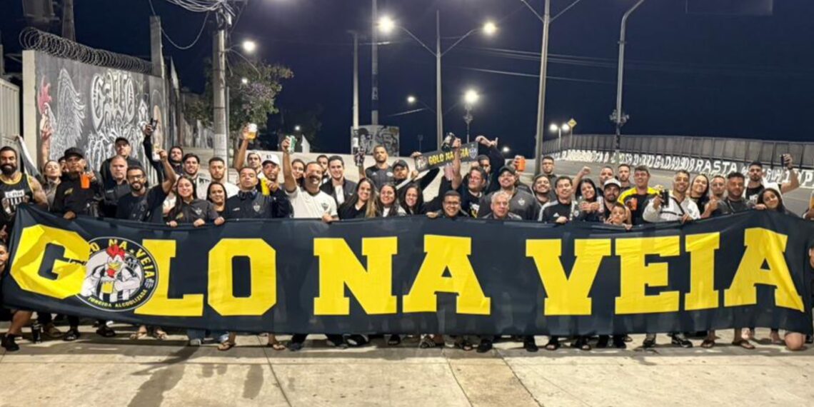 Torcida Golo Na Veia enfrenta mais de 20 horas de perrengue na estrada e segue rumo ao Paraguai para apoiar o Galo na final