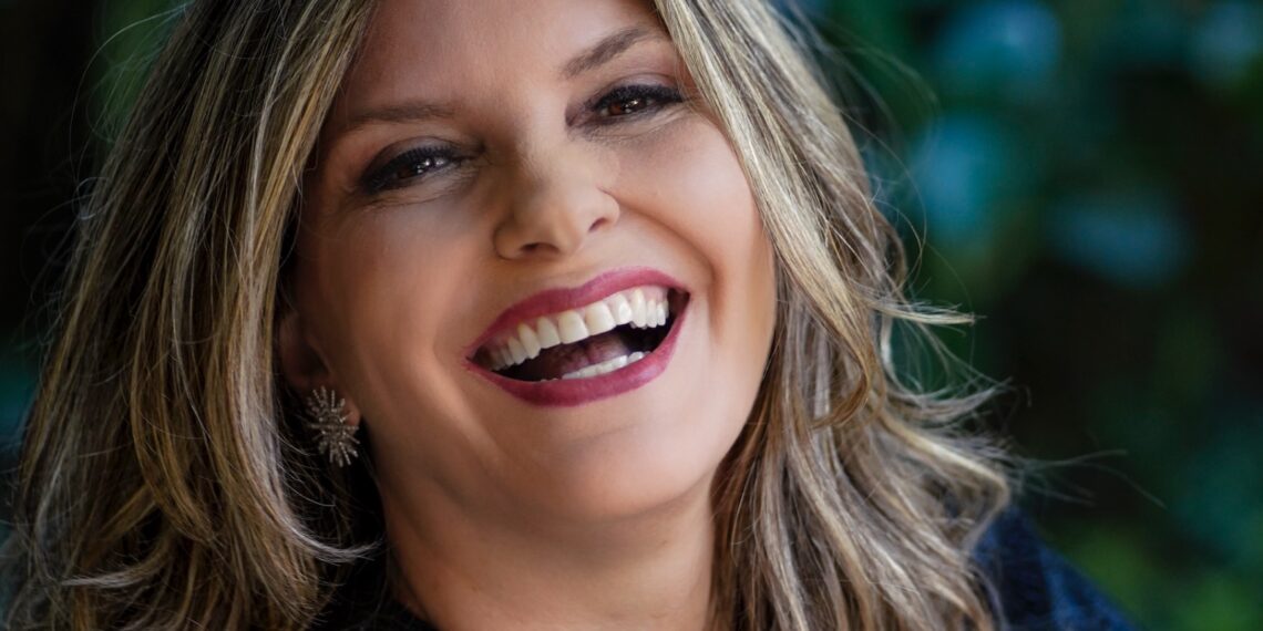 Carla Corsino revela a alma do piano brasileiro em novo álbum