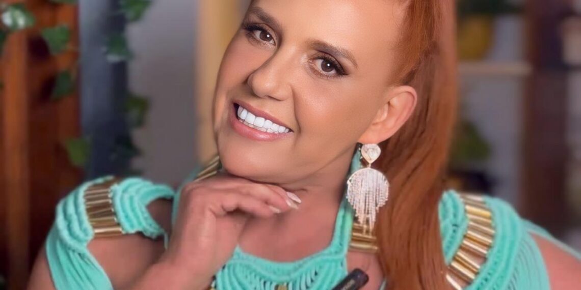 Rita Cadillac processa jornalista após abandonar podcast