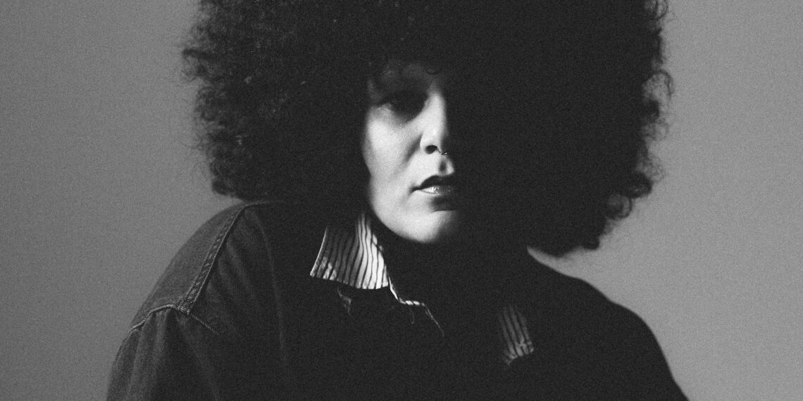 Jadsa leva show BIG BURACO para Teatro I Love PRIO