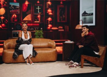 Urias é a convidada especial do novo episódio do “Segue o Som” na Podpah Records