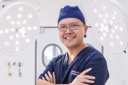 Body Hair Transplant: técnica usa pelos da barba para tratar calvície extensa