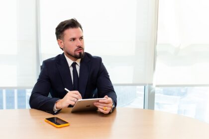 Cota reaberta no INPI: marketplace disputa prioridade no registro de marca