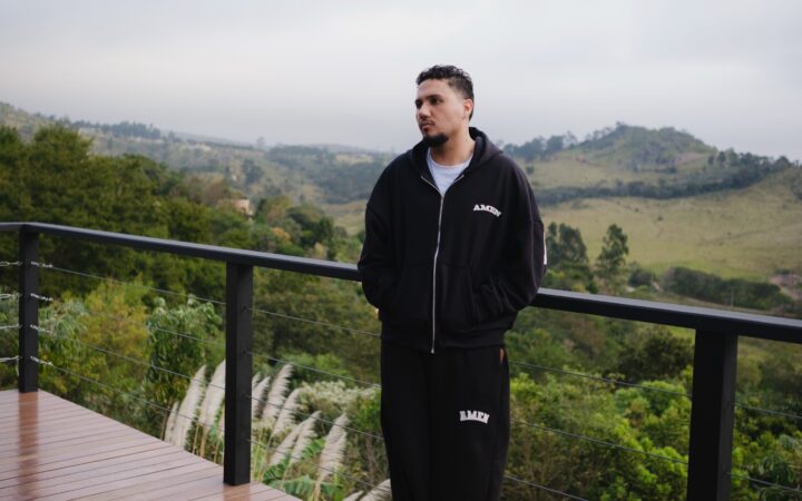 Nesk Only aposta em trap gospel para falar sobre fé e confiança em Deus