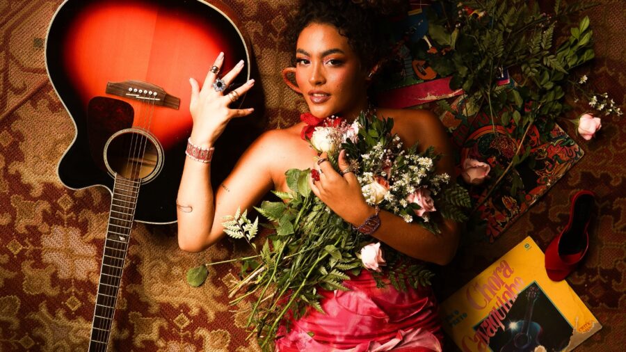 Sofia Pitta apresenta “Pureza Selvagem”, álbum de estreia que transforma vivências, amor e identidade baiana em música