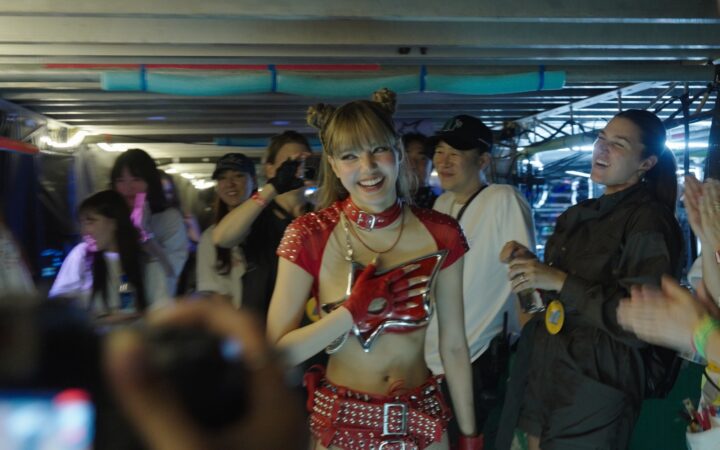 “Always Lalisa”: documentário sobre LISA chega aos cinemas e às salas IMAX em 12 de outubro