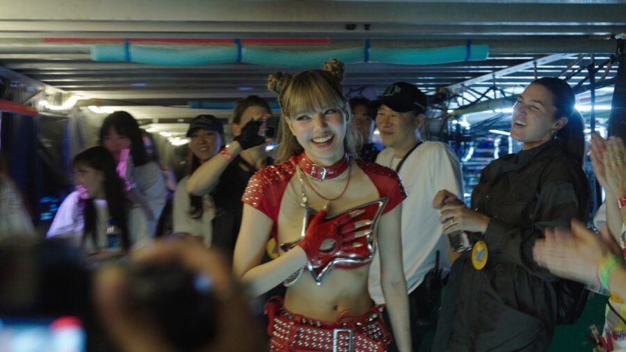 “Always Lalisa”: documentário sobre LISA chega aos cinemas e às salas IMAX em 12 de outubro