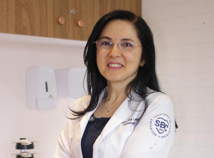Dra. Uelra Rita Lourenço destaca a prevenção e controle das arritmias cardíacas