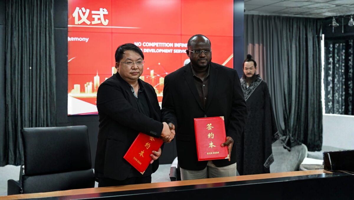 No Competition Infinity Gaming firma acordo para até 10 mil robôs humanoides