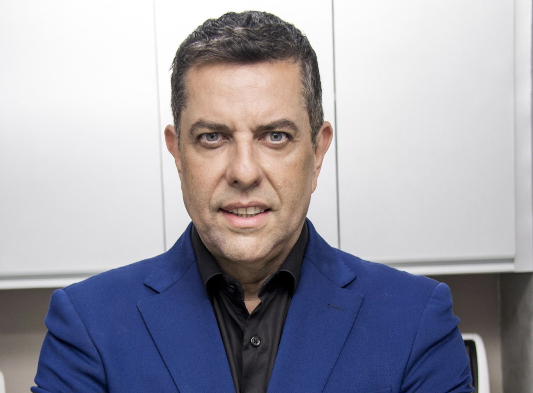 Anderson Bernal explica como a ansiedade pode afetar a saúde oral e a performance.