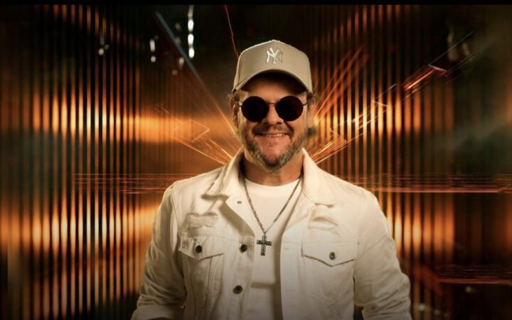 Anthony Carrera lança nova música autoral “O que mata a sede” e amplia sua presença internacional