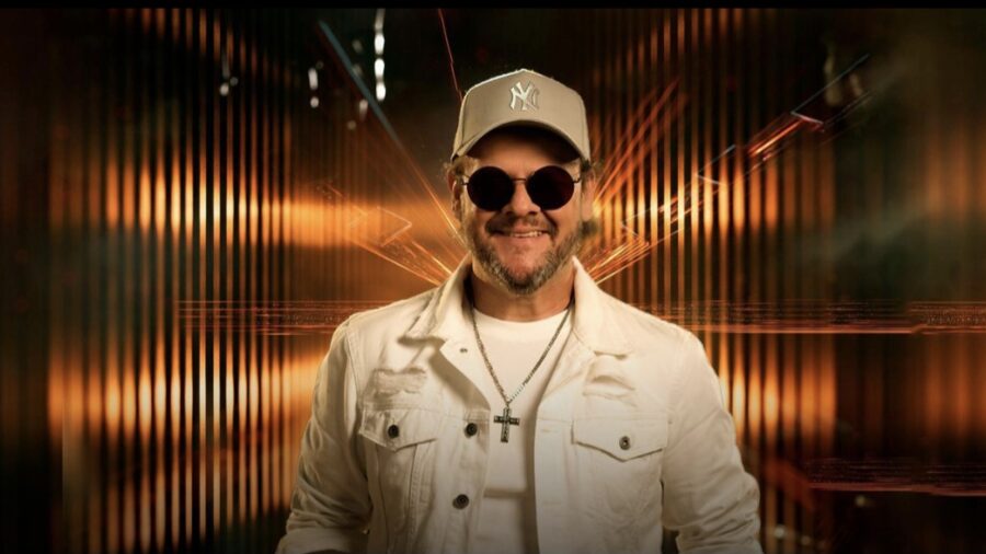 Anthony Carrera lança nova música autoral “O que mata a sede” e amplia sua presença internacional